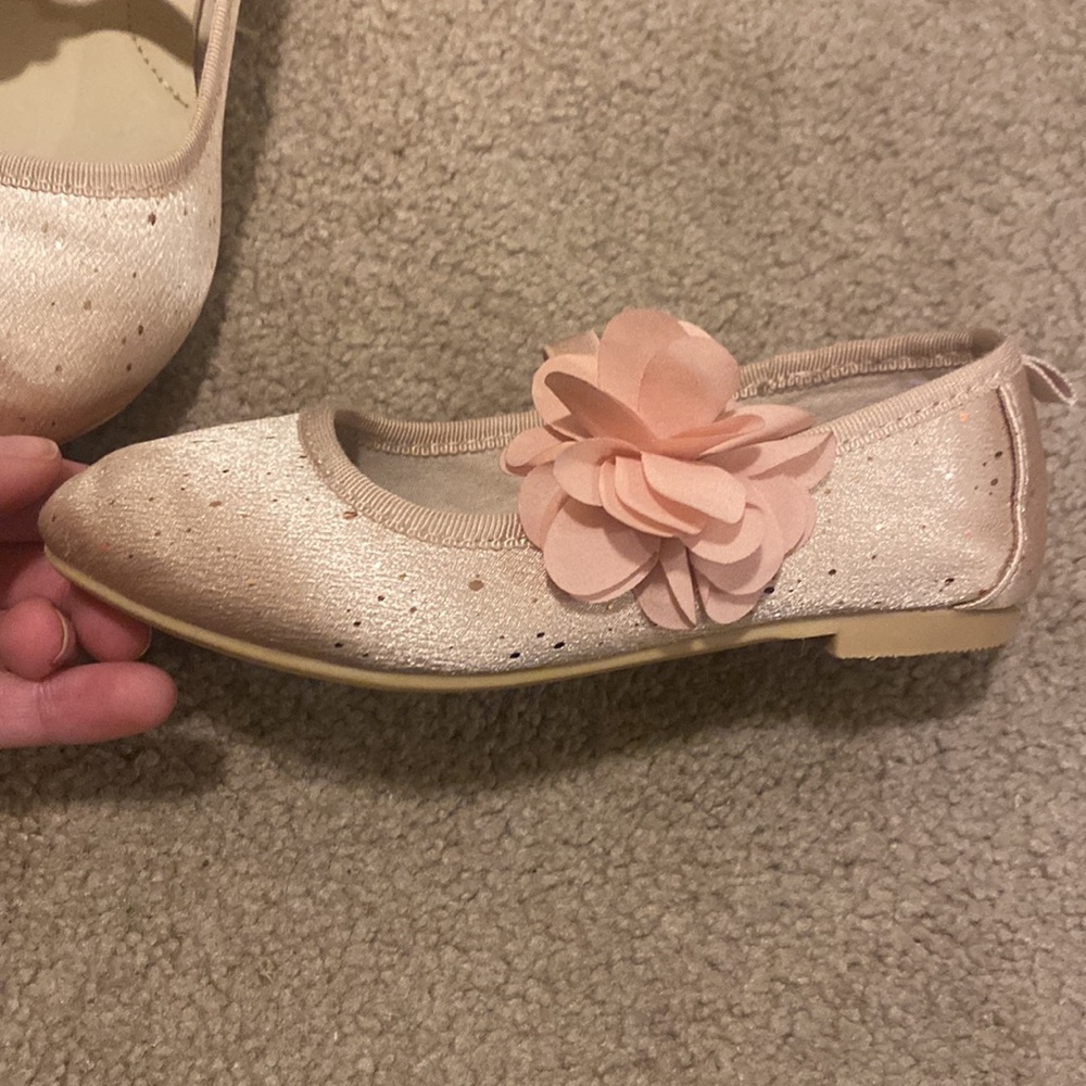 Cat and Jack shoes - Picture 2 of 5